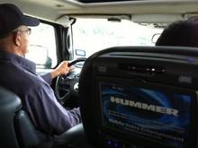 Bck View of my H2 .. Road trippin it wit my pops nd his Friend, letting him drive was a good relaxing trip for me😴