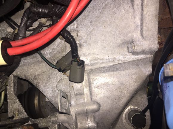 1993 GXE wire harness with 3 wires on the harness side and 4 wires on the transmission side.