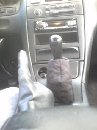 99MaxShiftRear

I created this shifter boot from Black Blanket Material, I think it came out fairly good.
