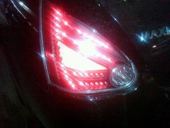 tail lights lite up