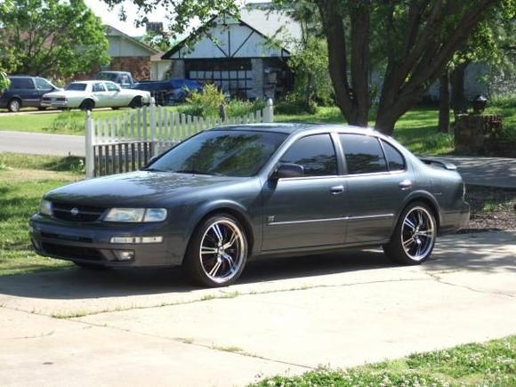 '99 Maxima SE