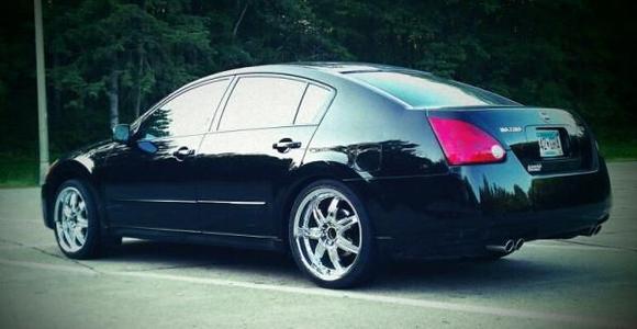 my car is da shiet