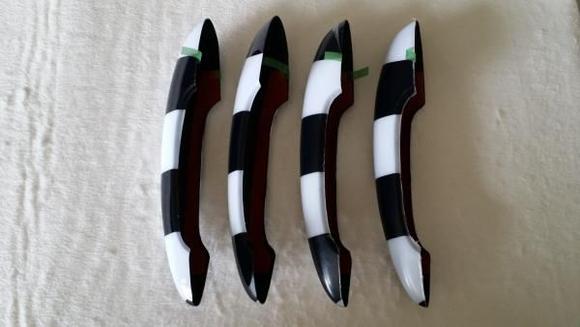 Black &amp; White Large Checkered Style
R60 2011  Countryman
**No comfort access option**
$159.99 for 4PCS