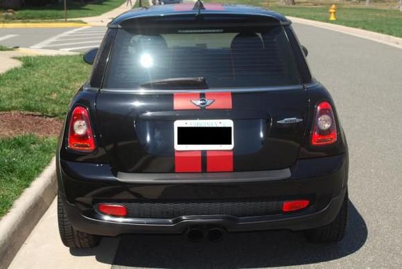 Black tail light trim