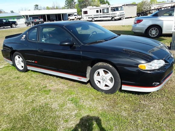 DE 2002 for $5500