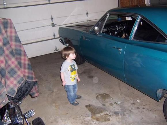 my helper can see his reflection finally