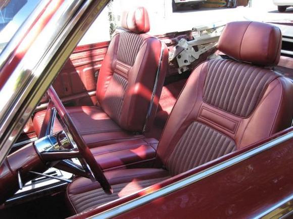 Seats 3