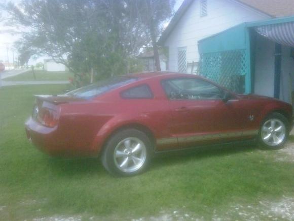Alan's Luckystang 2009 V6 Mustang