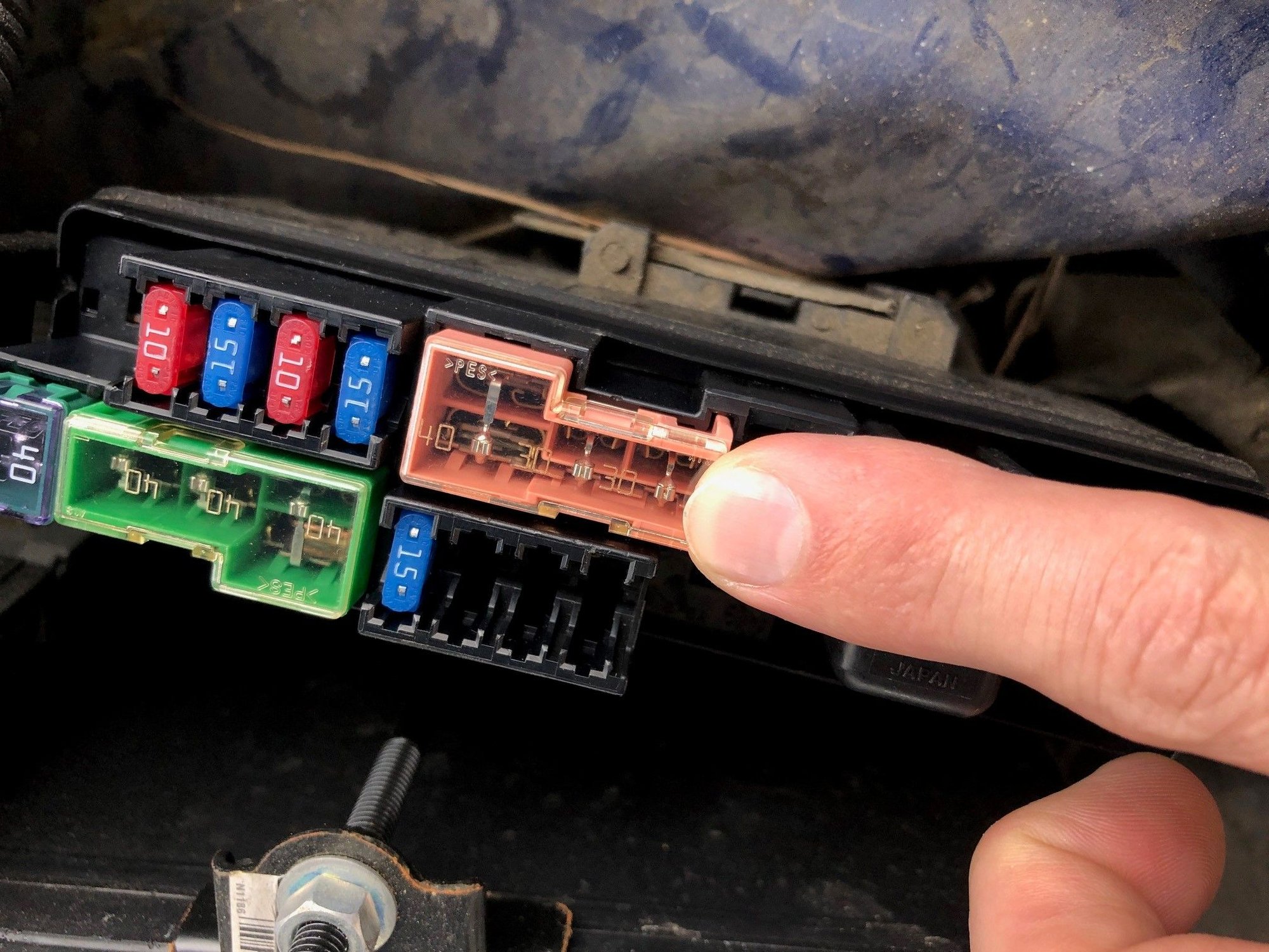 No traction control, SLIP light always on Nissan 350Z