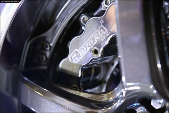 Close Up
