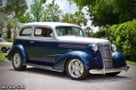 1938 Chevrolet Master DeLuxe Sedan-Town “Humpback”