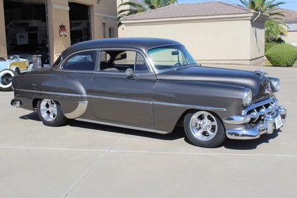 1954 chev  bel air pro tour,502-400 sell trade ?