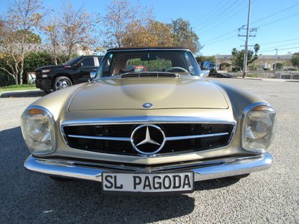 1970 Mercedes Benz 280SL Roadster