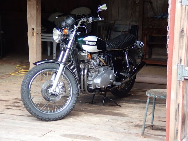 2 owner, Triumph Trident T160, electric start