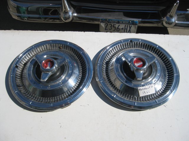 1966 PLYMOUTH SPINNER HUBCAPS