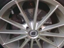 new discs and pads fitted courtesy of jamsport!!