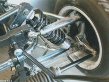 The LT40 Hart Escort having the F5000/F1 front suspension fitted by Chris.