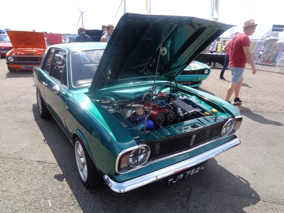 1600e Cortina with cossy power!