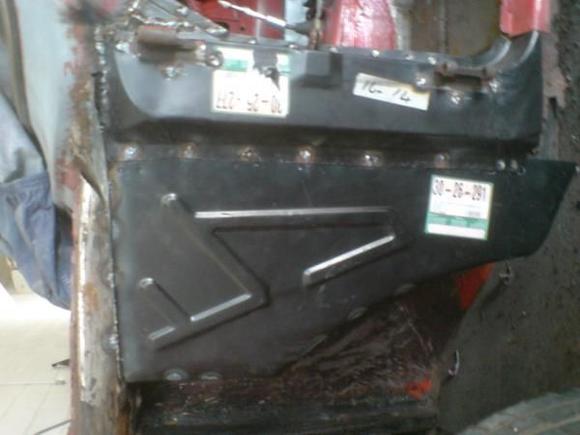 as u see new splash pannel fitted plus <a> post skin....