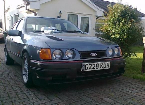 Front of car just after fitting the Zender RS front bib spoiler and not quite finnished.
