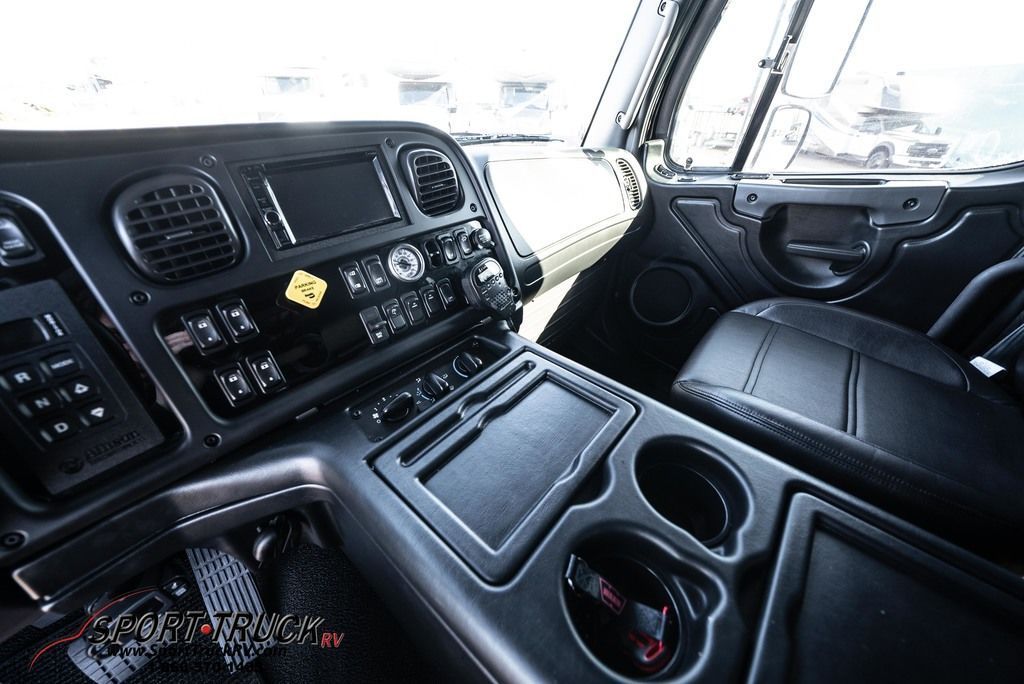 2017 Freightliner® Sport Chassis 4x4 for Sale in CHANDLER, AZ RacingJunk