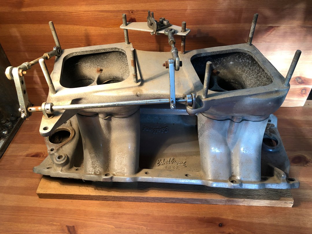 Edelbrock Tr2x vintage tunnel ram bbc for Sale in Ojai, CA RacingJunk