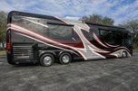 2017 Newell P50 • Quad Slide • 2-Full Baths • Double B 