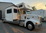 2004 Peterbilt Renegade 5th Wheel Toter