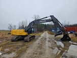 Deere 200d excavator with pro link thumb  for sale $112,000 