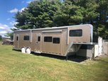 2012  40 ft. ATC Quest Gooseneck Toy Hauler  for sale $45,000 