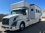 2016 Showhauler 42ft Motorhome  for sale $265,000 