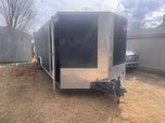 28’ enclosed lightweight trailer  for sale $8,500 