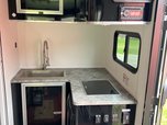 Car hauler with living quarters  for sale $32,000 