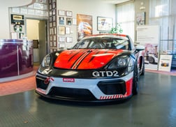 2019 Porsche GT4 MR Competition 