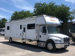 2005 Renegade Classic RV 