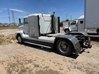 32 foot haulmark Stacker and freightliner tractor  for Sale $32,500 