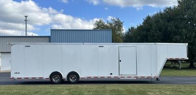 40' inTech - Gen Box, Power Awning, Hydraulic Jack &amp  for sale $48,669 