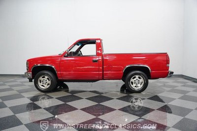 1992 Chevrolet Silverado  for sale $30,995 