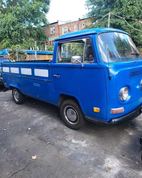 1971 Volkswagen Transporter  for Sale $20,000 