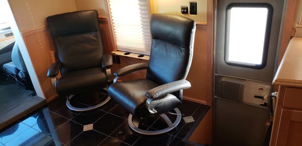 2008 Optima 45' Elan 3 Slide Motorhome on a Volvo Chassis wi