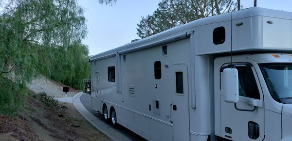 Remodeled 2005 Showhauler 45 for Sale $219,000