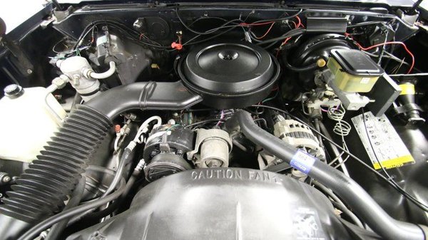 1990 Chevrolet Suburban for Sale $23,995