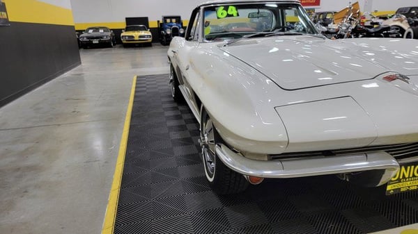 1964 Chevrolet Corvette Convertible with Hardtop  for Sale $66,900 