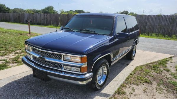 1998 Chevrolet Tahoe  for Sale $21,495 