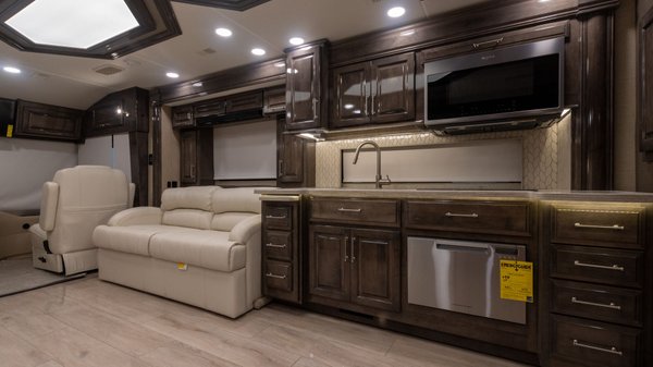 2021 Entegra Coach Aspire 44W Class A Luxury Diesel
