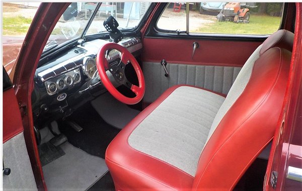 1947 Ford Super Deluxe