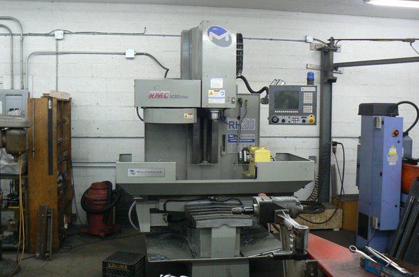 RMC V30 machining center