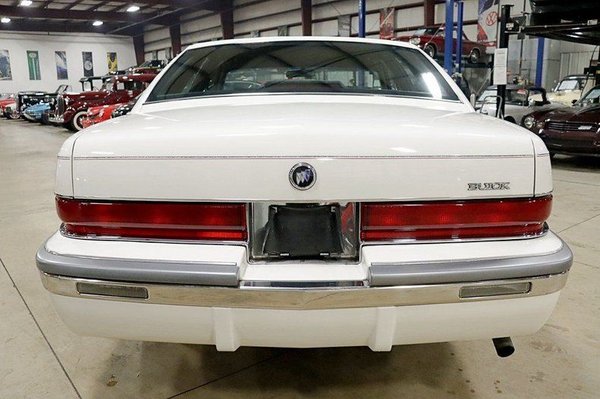 1992 Buick Roadmaster Limited for Sale $9,900