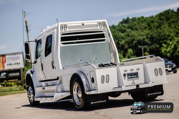 2014 FREIGHTLINER SPORTCHASSIS M2- CUMMINS - ONLY 47K MILES  for Sale $139,500 