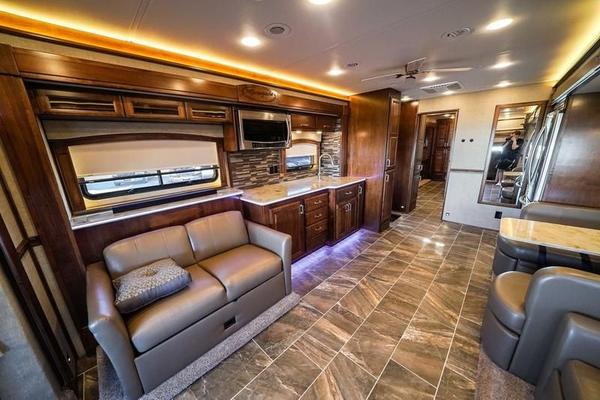 2020 Renegade Classic 45CMB-XM
